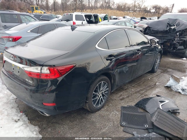 44304635 :رقم المزاد ، 58ABK1GG9GU026051 vin ، 2016 Lexus Es 350 مزاد بيع