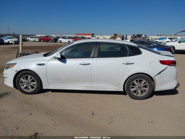 5XXGT4L32JG228715 KIA Optima Lx