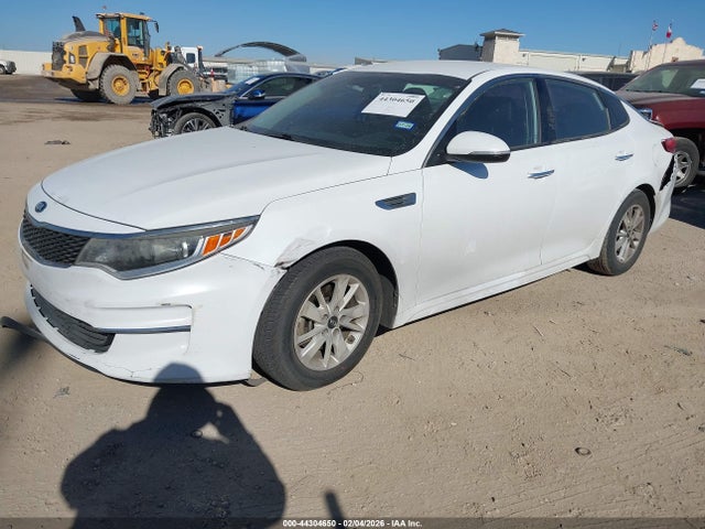5XXGT4L32JG228715 KIA Optima Lx