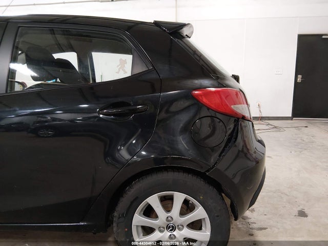 Продажа на аукционе авто 2014 Mazda Mazda2 Touring, vin: JM1DE1LY2E0172399, номер лота: 44304652