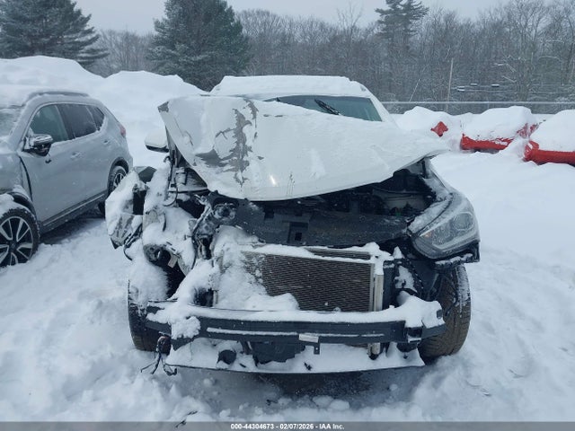 KM8SMDHF5HU209571 Hyundai Santa Fe Se