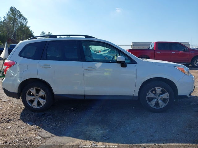 44304700 :رقم المزاد ، JF2SJADC7GH563396 vin ، 2016 Subaru Forester 2.5i Premium مزاد بيع