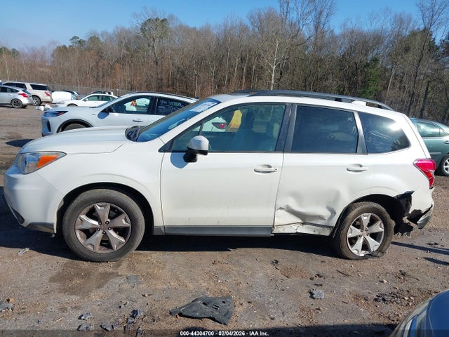 44304700 :رقم المزاد ، JF2SJADC7GH563396 vin ، 2016 Subaru Forester 2.5i Premium مزاد بيع