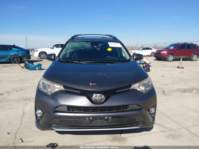 Toyota Rav4 Xle 2017 JTMWFREV1HJ106450 Image 12