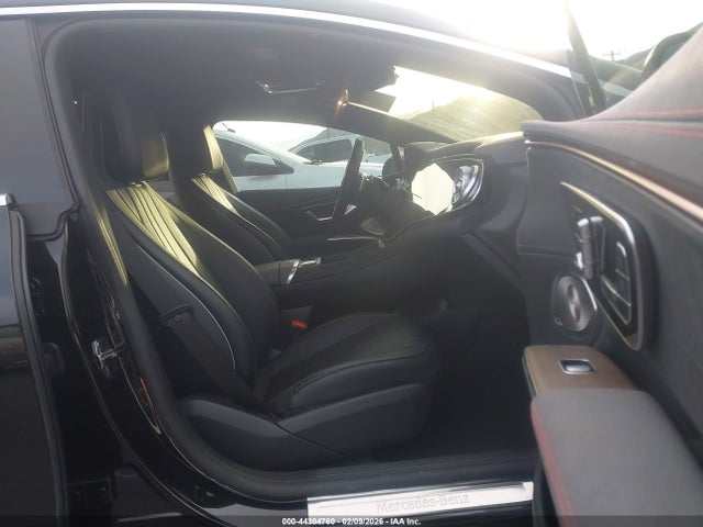 44304760 :رقم المزاد ، W1KCG4EB8NA020823 vin ، 2022 Mercedes-benz Eqs 580 4matic مزاد بيع