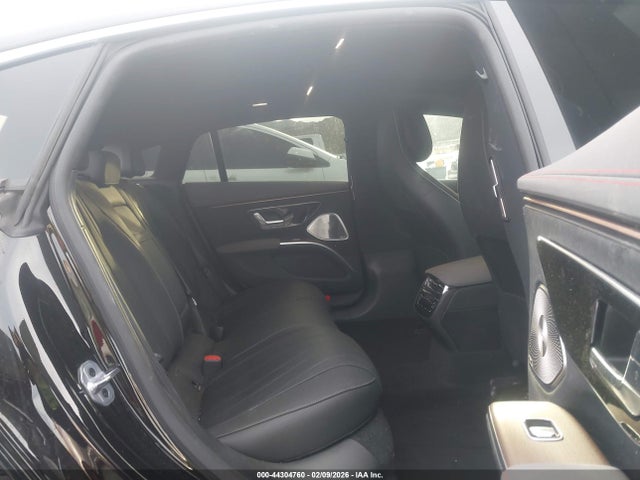 44304760 :رقم المزاد ، W1KCG4EB8NA020823 vin ، 2022 Mercedes-benz Eqs 580 4matic مزاد بيع