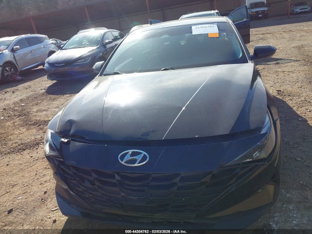 44304762 :رقم المزاد ، 5NPLS4AG8PH108891 vin ، 2023 Hyundai Elantra Sel مزاد بيع