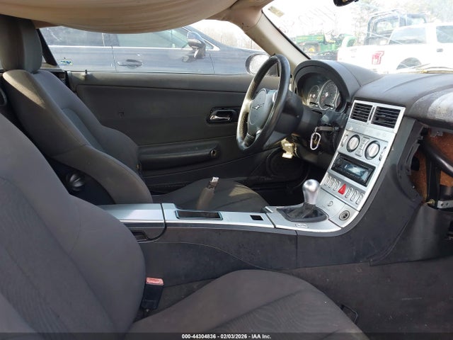 44304836 :رقم المزاد ، 1C3AN59LX5X032487 vin ، 2005 Chrysler Crossfire مزاد بيع