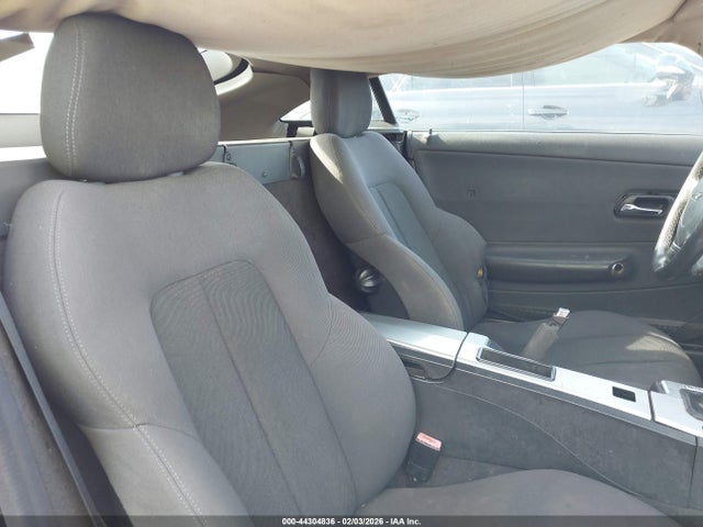 44304836 :رقم المزاد ، 1C3AN59LX5X032487 vin ، 2005 Chrysler Crossfire مزاد بيع