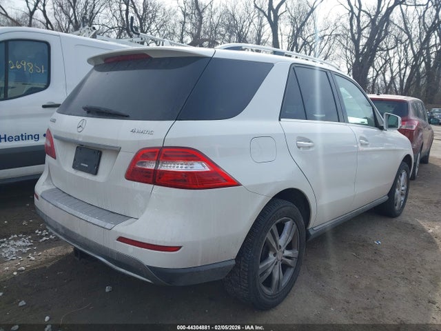 2015 MERCEDES-BENZ ML 350 4JGDA5HB7FA543250 Photo 3