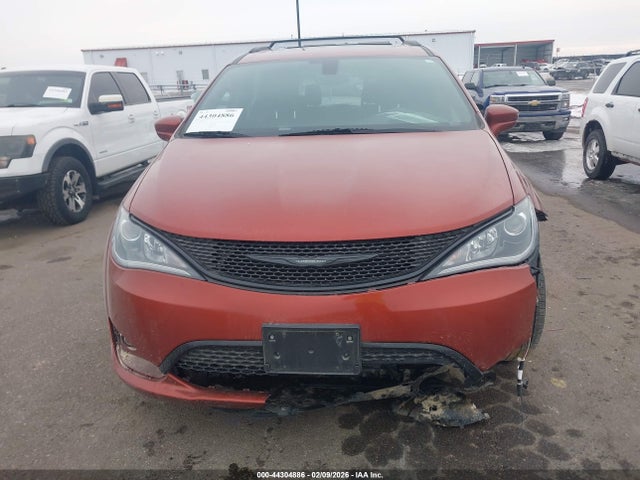 Продаж на аукціоні авто 2018 Chrysler Pacifica Touring L Plus, vin: 2C4RC1EG1JR293103, номер лоту: 44304886