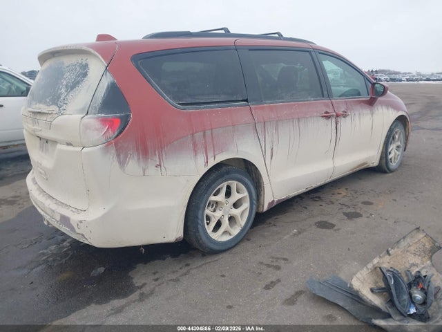 Продаж на аукціоні авто 2018 Chrysler Pacifica Touring L Plus, vin: 2C4RC1EG1JR293103, номер лоту: 44304886