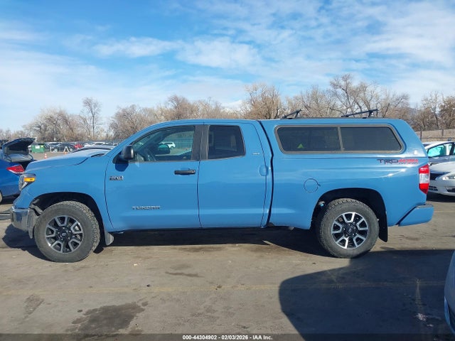5TFUY5F12JX755568 Toyota Tundra Sr5 5.7l V8