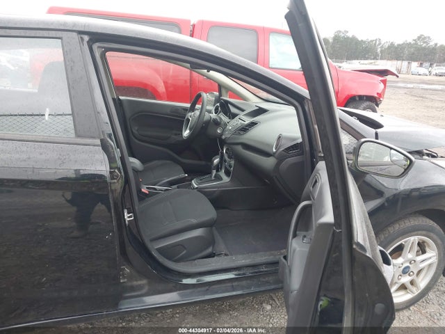44304917 :رقم المزاد ، 3FADP4BJ6KM157497 vin ، 2019 Ford Fiesta Se مزاد بيع