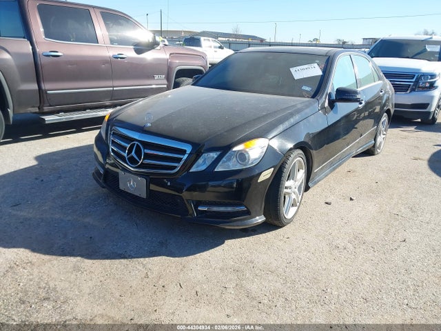 2013 MERCEDES-BENZ E 550 WDDHF9BB2DA718482 Photo 1