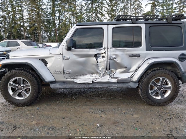 1C4HJXEG8KW529033 Jeep Wrangler Unlimited Sahara 4x4