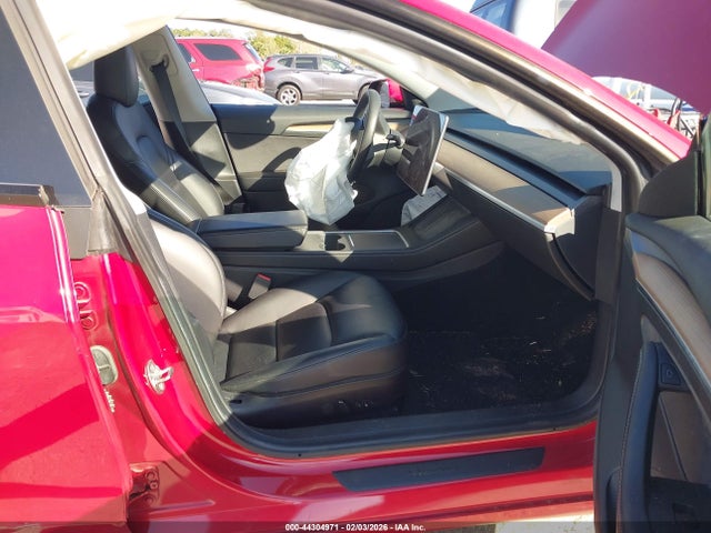 44304971 :رقم المزاد ، 5YJ3E1EC2MF024279 vin ، 2021 Tesla Model 3 Performance Dual Motor All-wheel Drive مزاد بيع