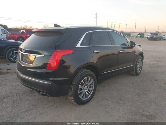 2017 CADILLAC XT5 1GYKNBRS3HZ102324 Photo 3