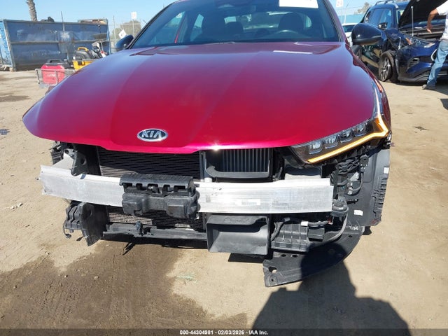 5XXG64J28MG009702 KIA K5 Gt-line