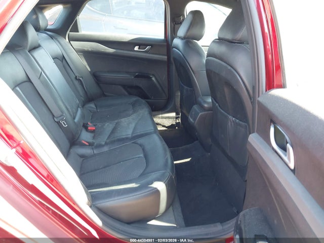 5XXG64J28MG009702 KIA K5 Gt-line