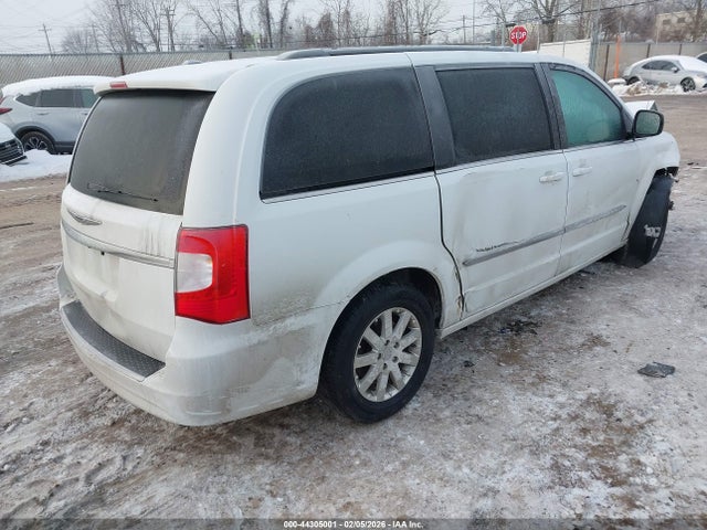 44305001 :رقم المزاد ، 2C4RC1BG1GR245985 vin ، 2016 Chrysler Town & Country Touring مزاد بيع