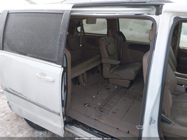 44305001 :رقم المزاد ، 2C4RC1BG1GR245985 vin ، 2016 Chrysler Town & Country Touring مزاد بيع