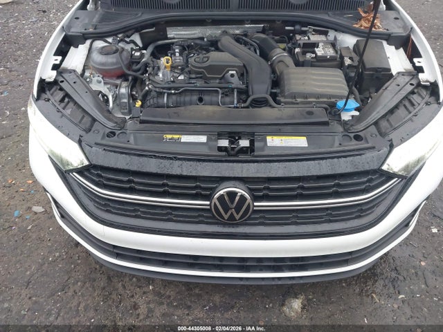 Продаж на аукціоні авто 2024 Volkswagen Jetta 1.5t Sport, vin: 3VWBM7BU6RM045053, номер лоту: 44305008