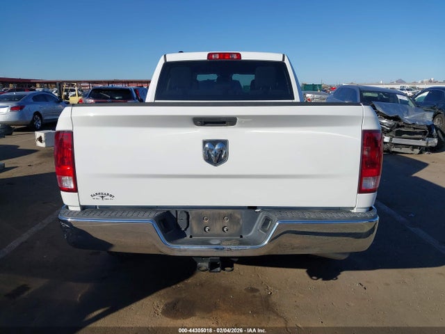 1C6RR6FT2KS722635 RAM 1500 Classic Tradesman 4x2 6&#039;4 Box