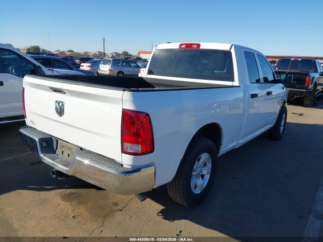1C6RR6FT2KS722635 RAM 1500 Classic Tradesman 4x2 6&#039;4 Box
