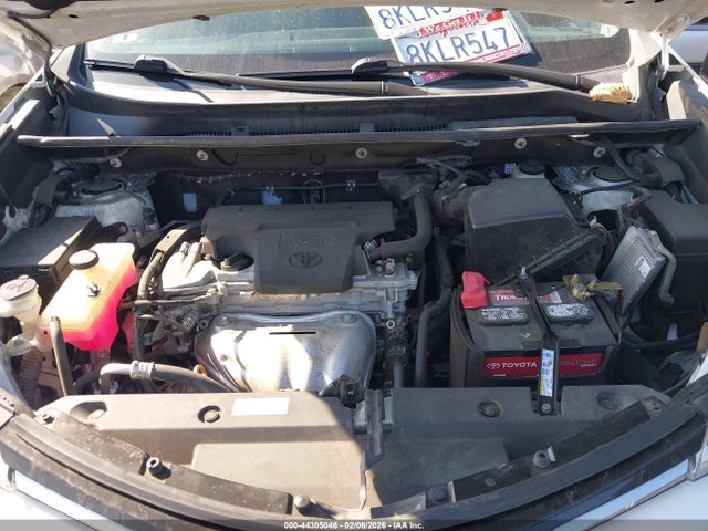 Toyota Rav4 Xle 2018 2T3WFREV1JW475185 Image 10