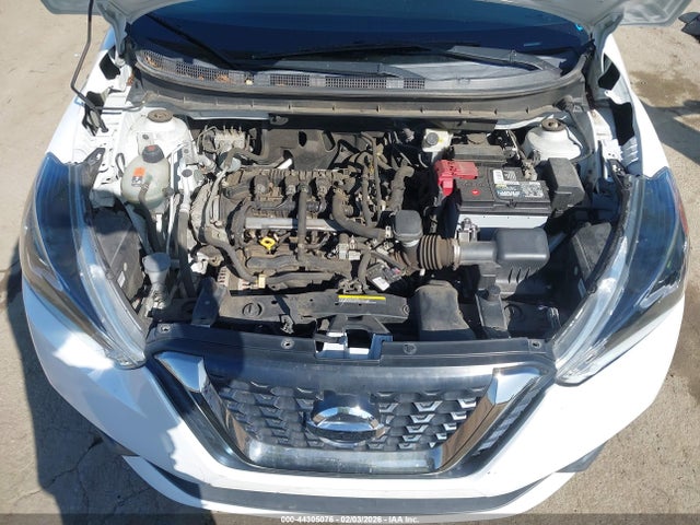 3N1CP5CU0JL532330 Nissan KICKS SR
