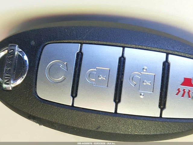 3N1CP5CU0JL532330 Nissan KICKS SR