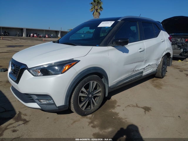3N1CP5CU0JL532330 Nissan KICKS SR