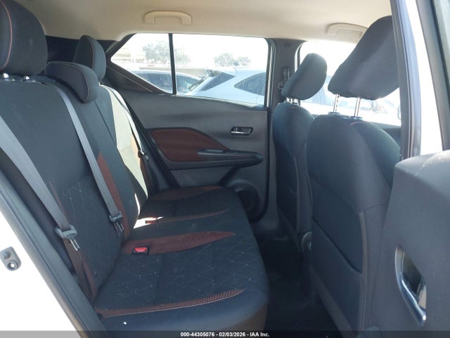 3N1CP5CU0JL532330 Nissan KICKS SR