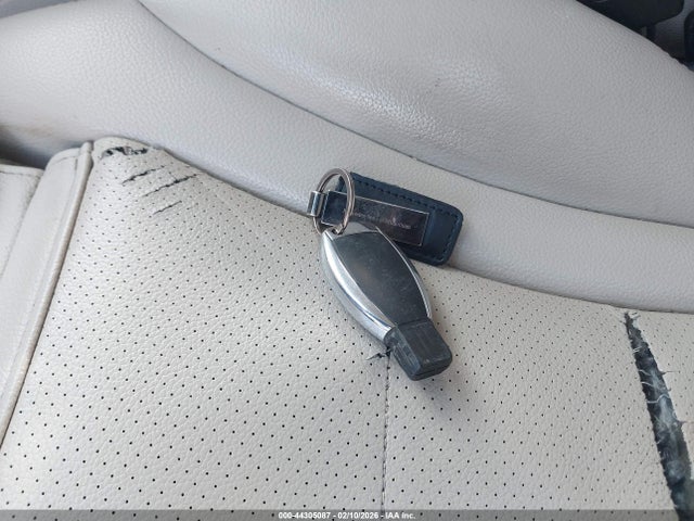 55SWF4JB5GU129684 Mercedes-Benz C 300