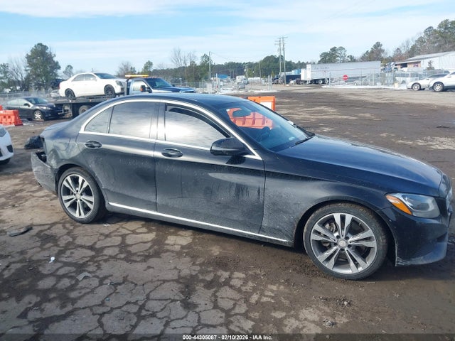 55SWF4JB5GU129684 Mercedes-Benz C 300