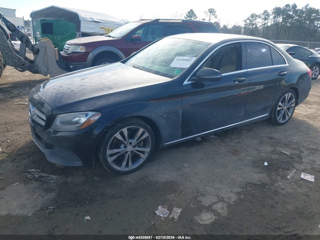 55SWF4JB5GU129684 Mercedes-Benz C 300