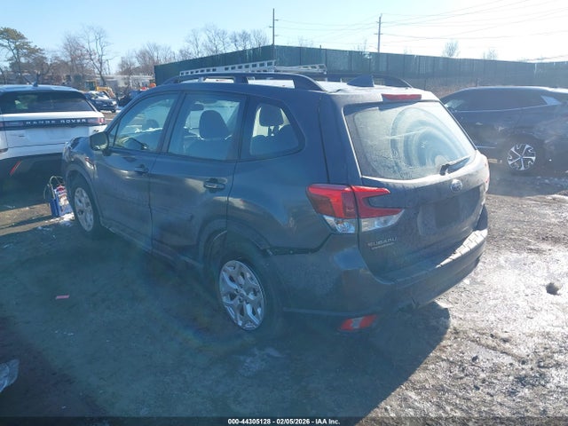 2021 SUBARU FORESTER JF2SKADC0MH460085 Photo 2