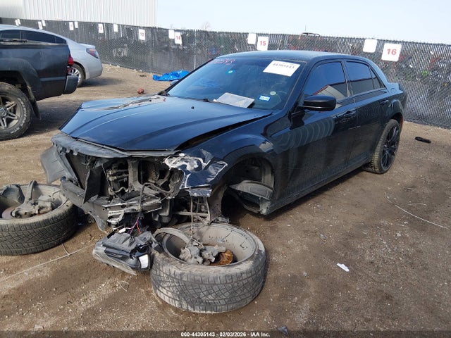 Aukcja sprzedaży 2016 Chrysler 300, vin: 2C3CCABG1GH233805, numer aukcji: 44305143