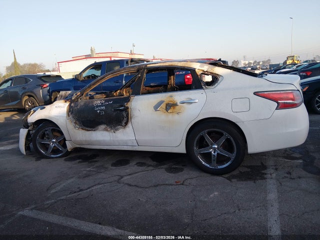 Nissan Altima 2.5 S 2015 1N4AL3AP5FC220210 Image 13