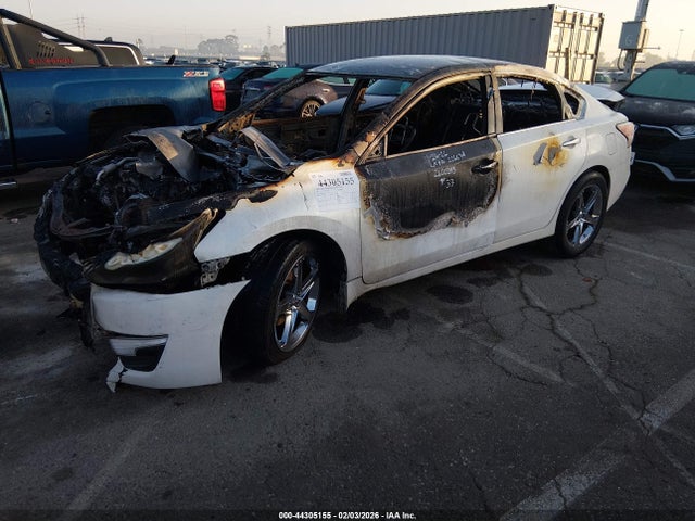 Nissan Altima 2.5 S 2015 1N4AL3AP5FC220210 Image 2
