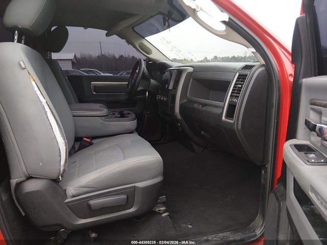 44305235 :رقم المزاد ، 3C6JR6AG7HG592102 vin ، 2017 Ram 1500 Tradesman  4x2 6'4 Box مزاد بيع