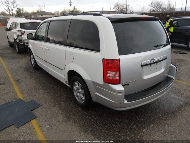 2009 CHRYSLER TOWN & COUNTRY 2A8HR54149R664984 Photo 2