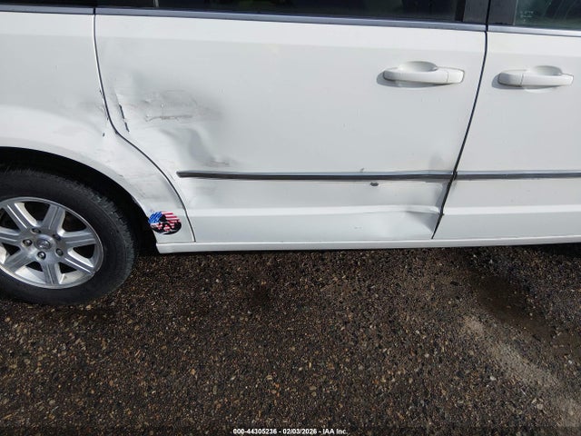 2009 CHRYSLER TOWN & COUNTRY 2A8HR54149R664984 Photo 5