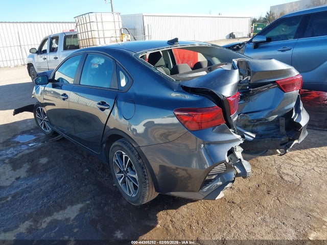 2023 KIA FORTE 3KPF24AD4PE548596 Photo 2