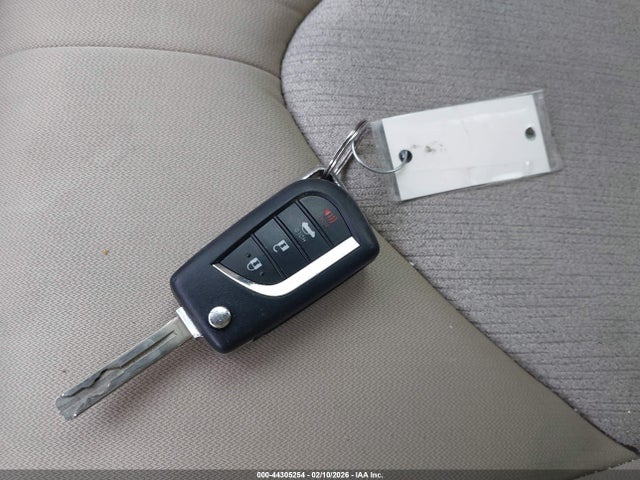 4T1B11HKXKU694267 Toyota CAMRY LE