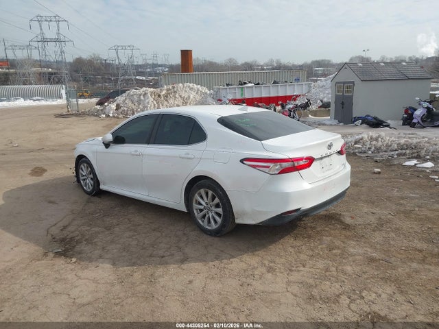 4T1B11HKXKU694267 Toyota CAMRY LE