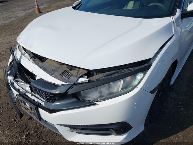 Honda Civic Lx-p 2017 2HGFC4B02HH306163 Image 18