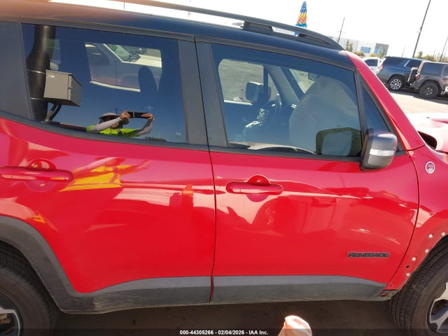 ZACNJBC12KPK57948 Jeep Renegade Trailhawk 4x4