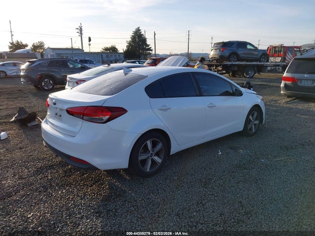 3KPFL4A77JE269559 KIA FORTE LX